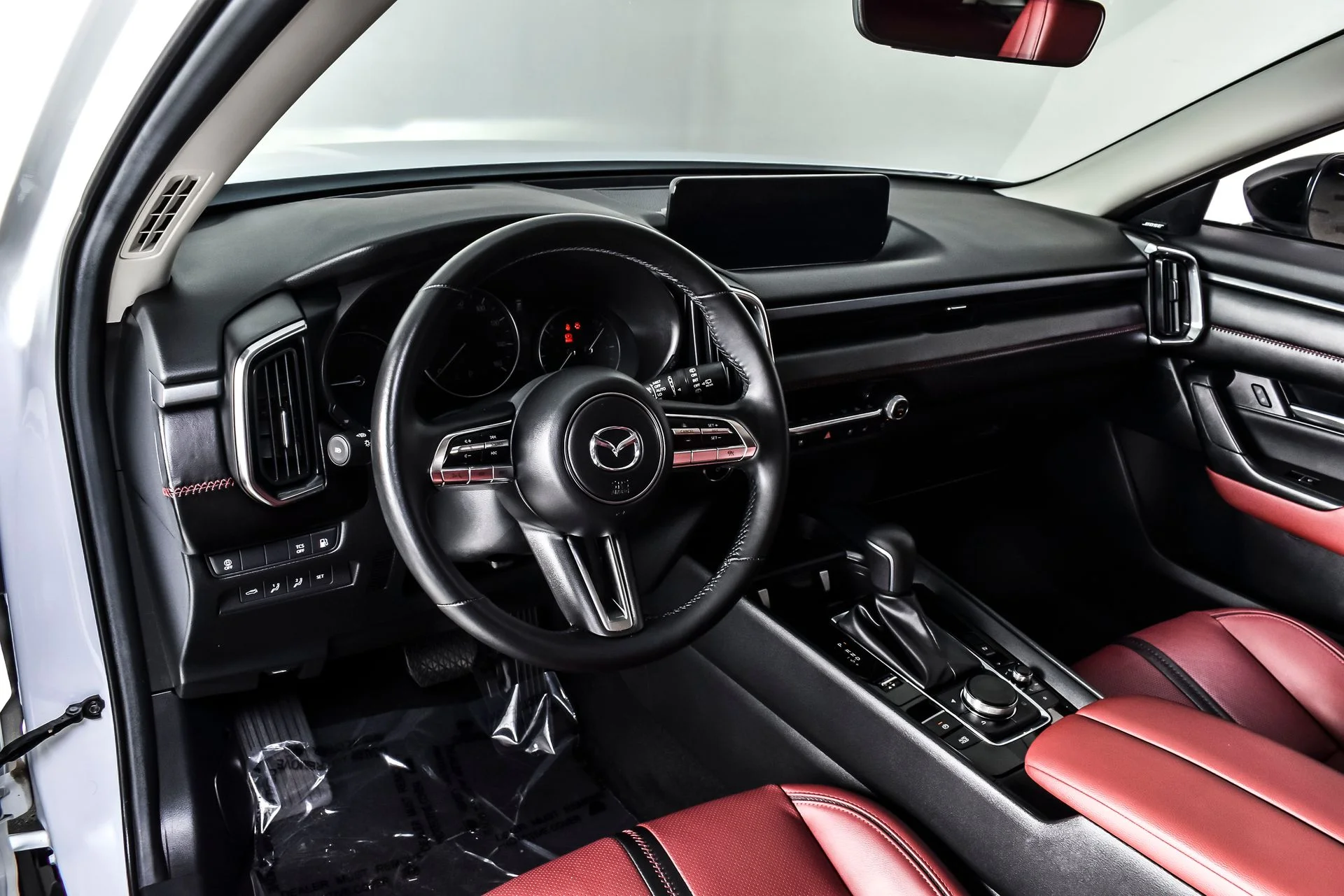 Used 2025 Pearl Mazda Premium Plus image 17