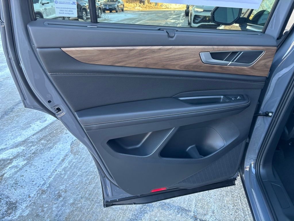 2026 Volkswagen Atlas SE w/Tech - Photo 15