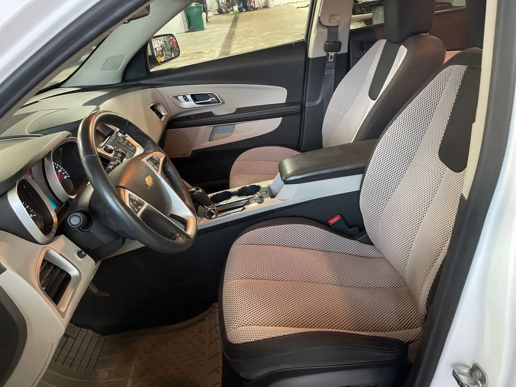 Used 2017 White Chevrolet LT image 14