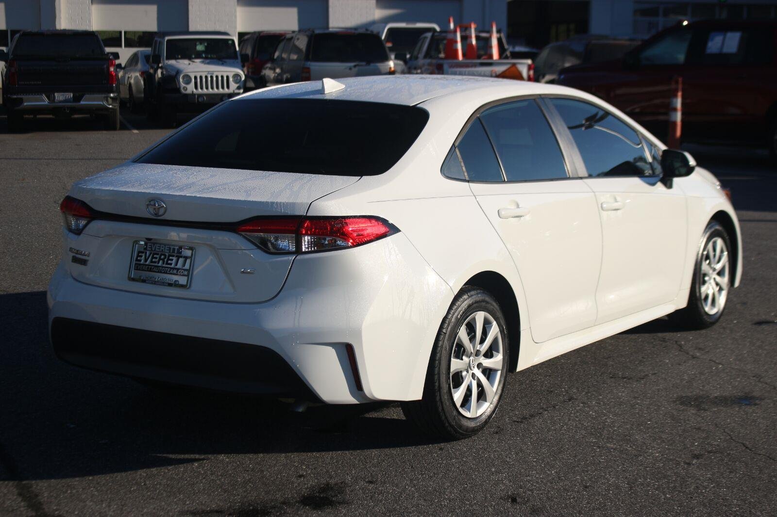Used 2024 White Toyota LE image 7
