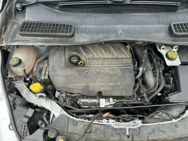 Used 2018 White Ford SE image 27