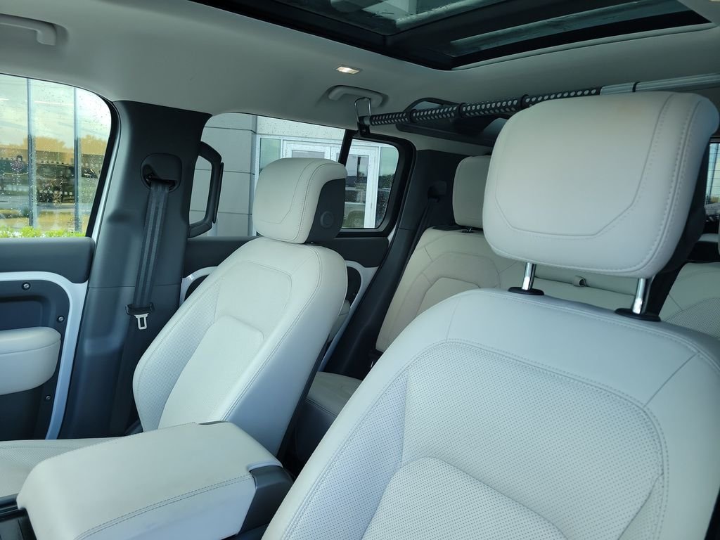 Certified Used 2023 Fuji White Land Rover SE image 25