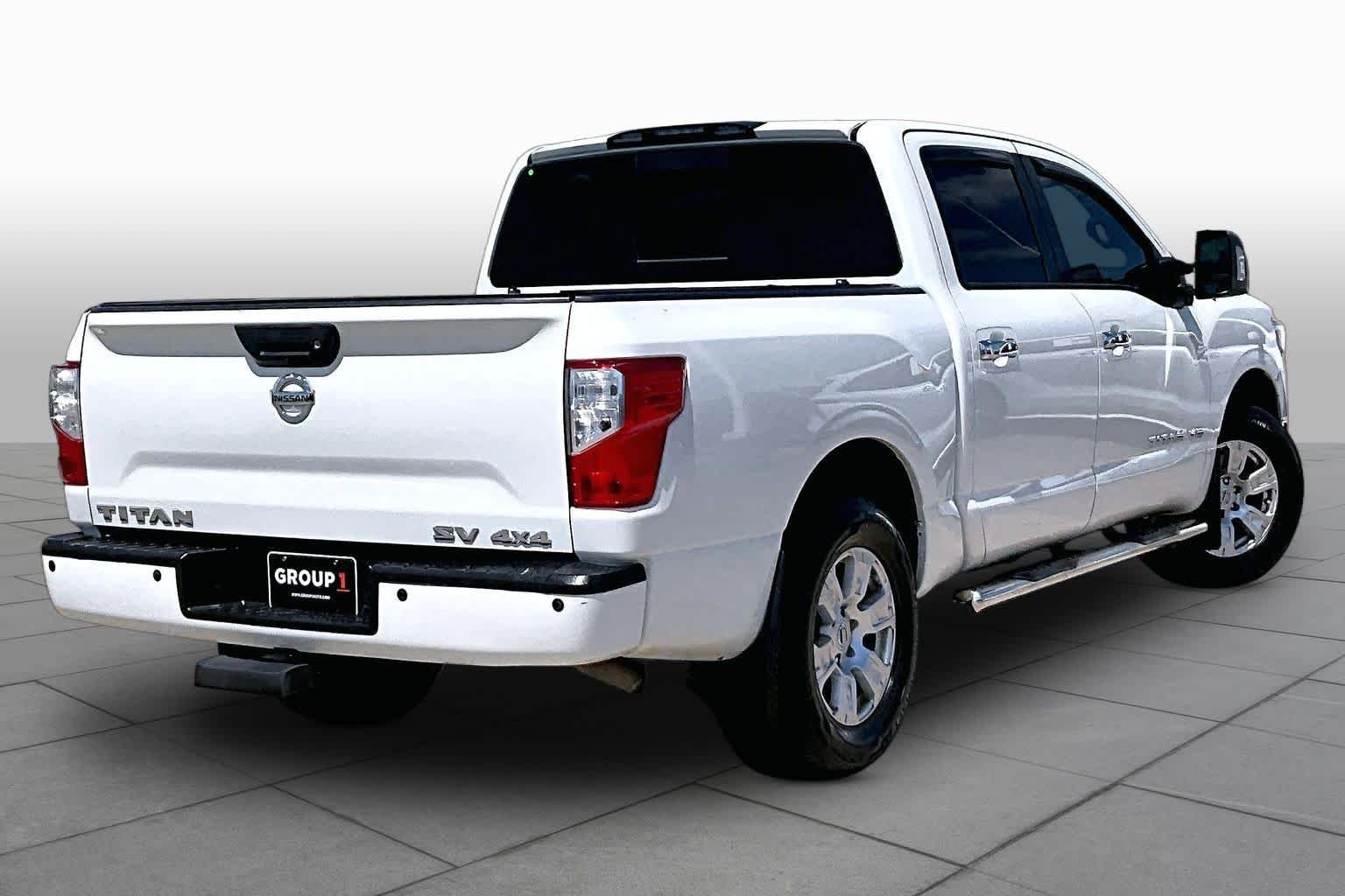 Used 2018 Glacier White Nissan SV image 13