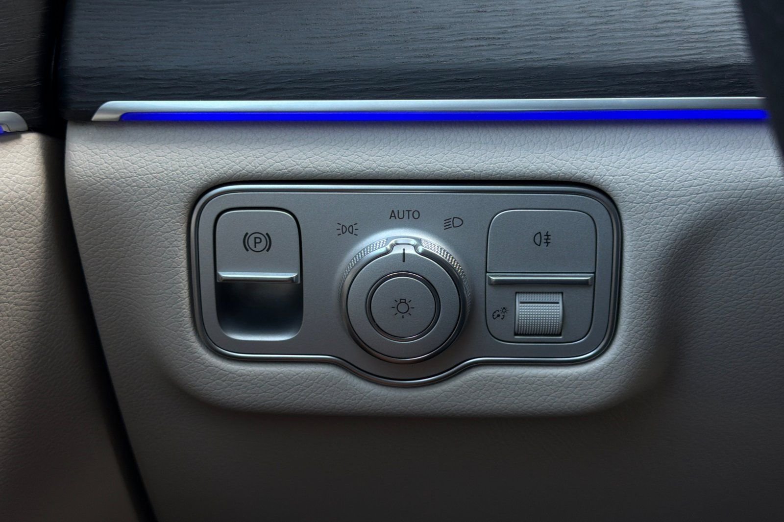 New 2026 Twilight Blue Metallic Mercedes-Benz GLS 450 image 31