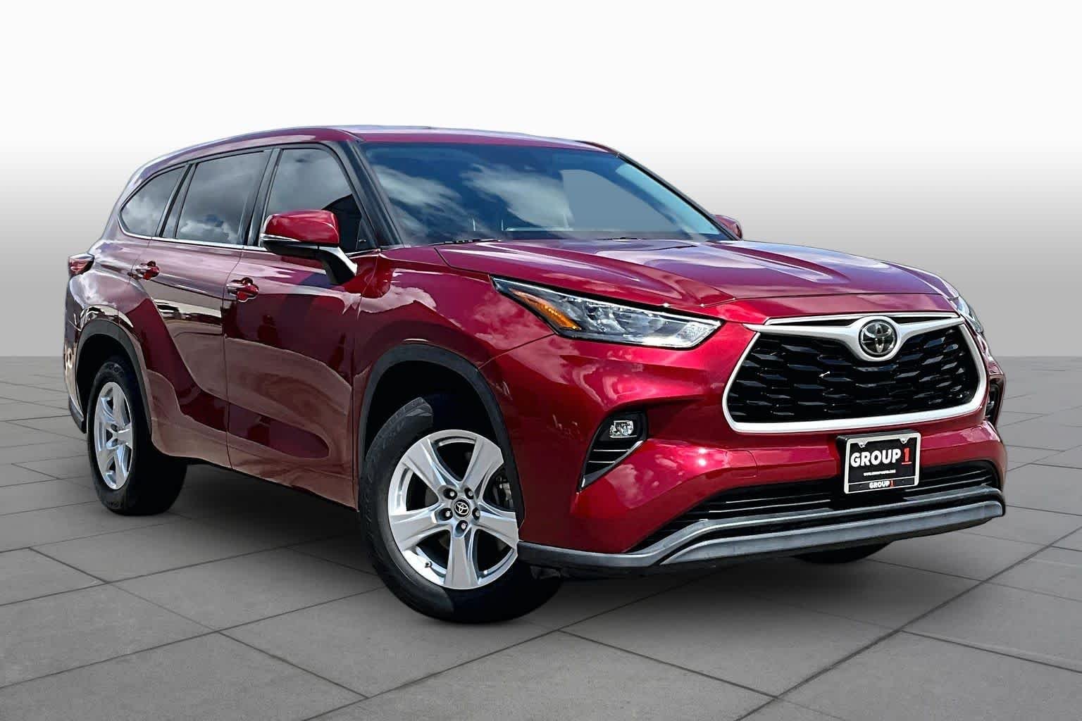 Used 2020 Ruby Flare Pearl Toyota LE image 3