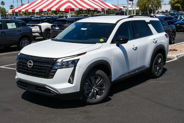 New 2026 Everest White Pearl TriCoat Nissan SV image 44