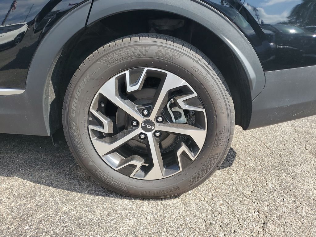 Certified Used 2024 Ebony Black Kia EX image 26