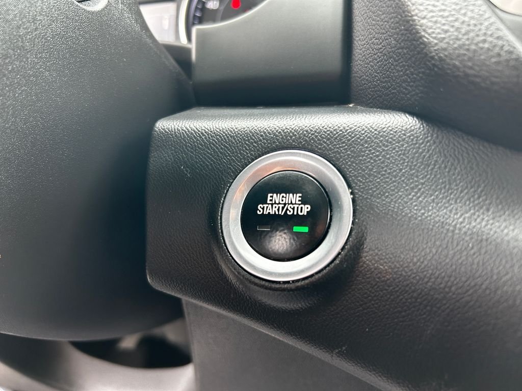 Used 2023 Sterling Metallic GMC SLE image 16