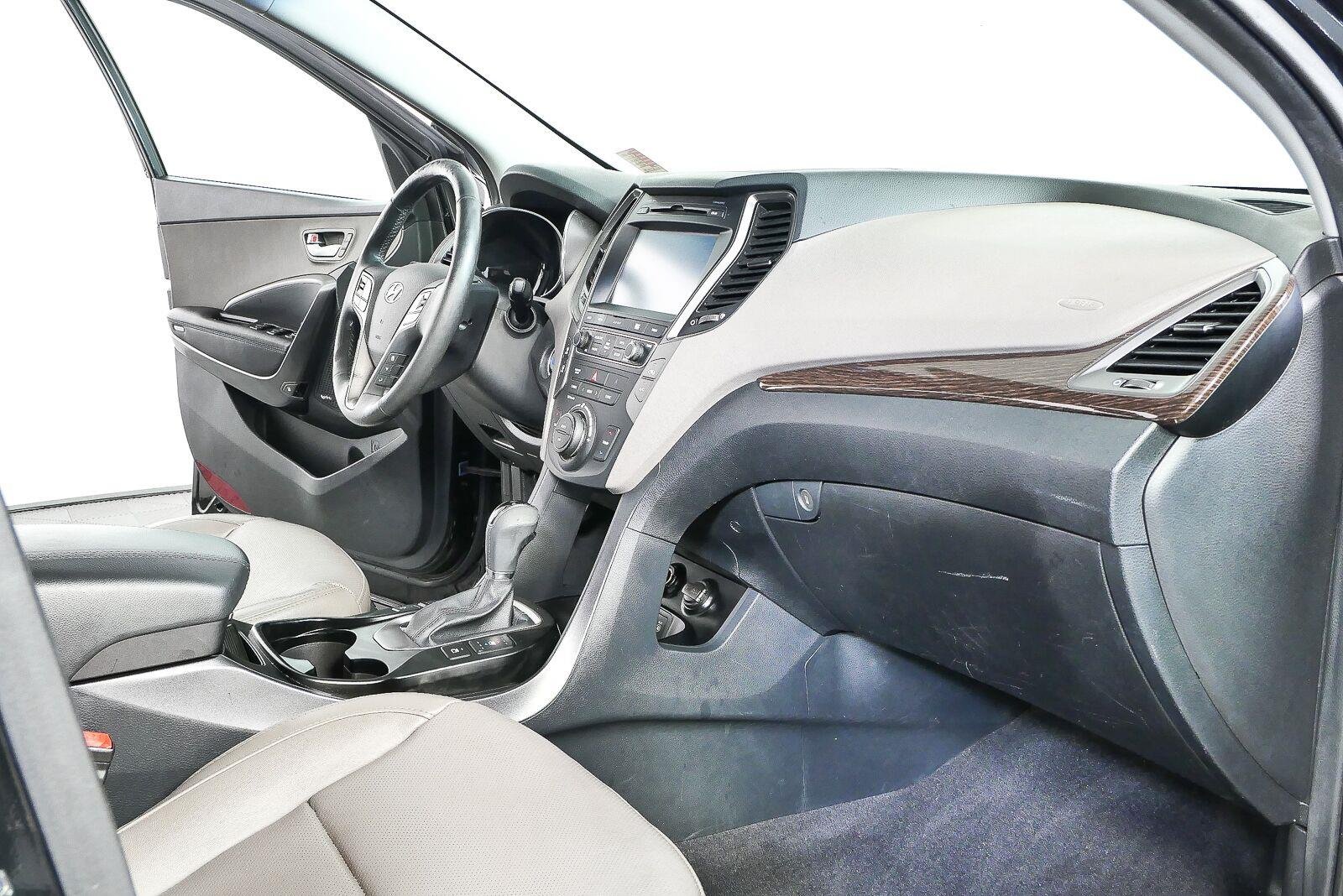 Used 2017 Twilight Black Hyundai 2.4L image 27