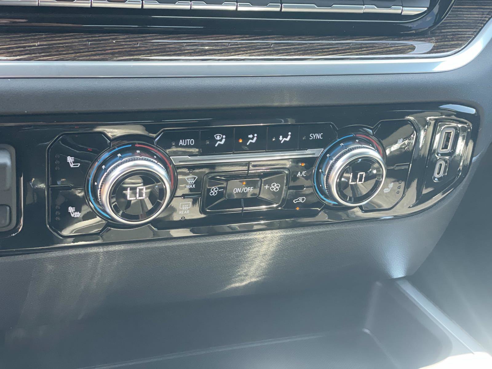 2026 GMC Sierra 1500 Elevation - Photo 17