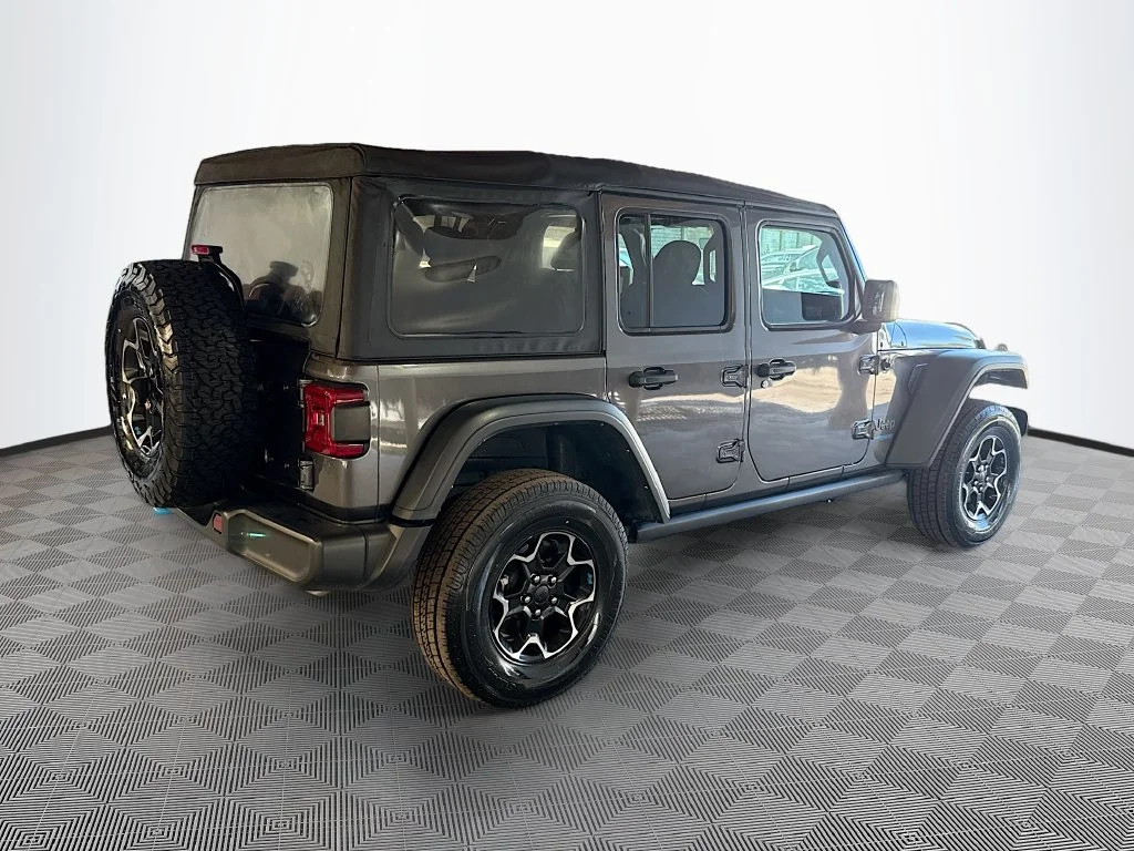 Used 2022 Gray Jeep Unlimited Rubicon 4xe image 6