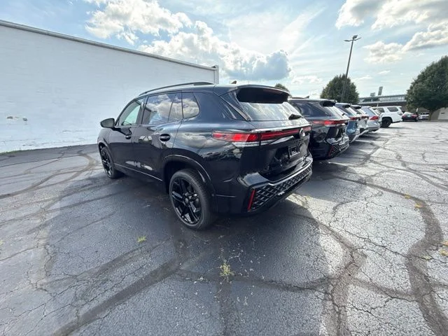 New 2026 Deep Black Pearl Volkswagen 2.0T SE R-Line Black image 5