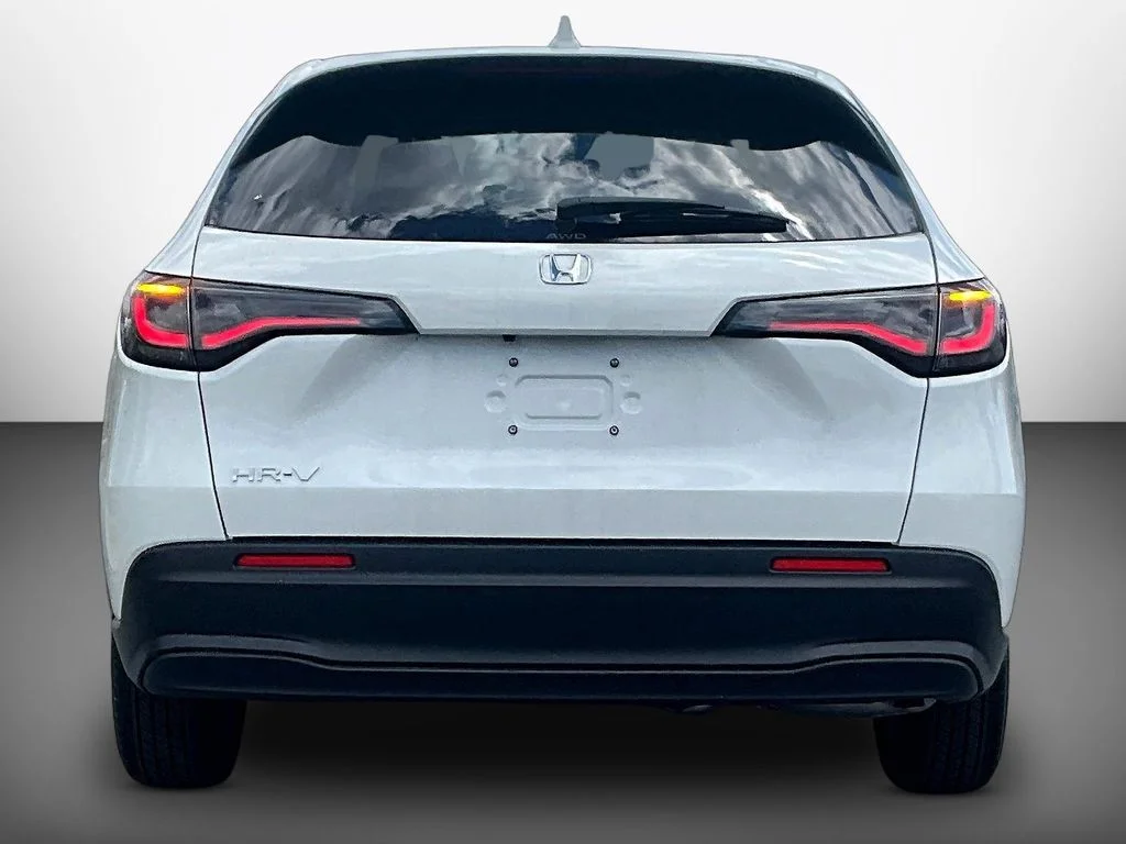 New 2027 Platinum White Pearl Honda LX AWD image 4