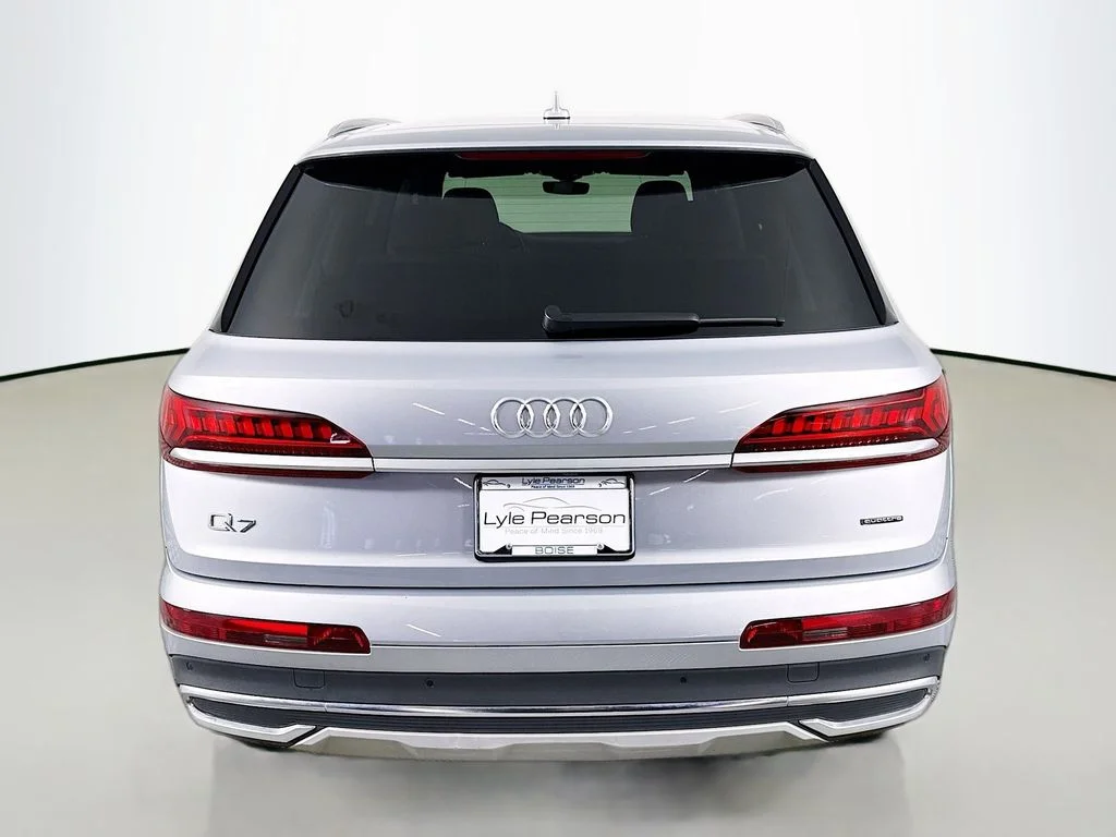 Used 2021 Florett Silver Metallic Audi 45 Premium Plus image 10