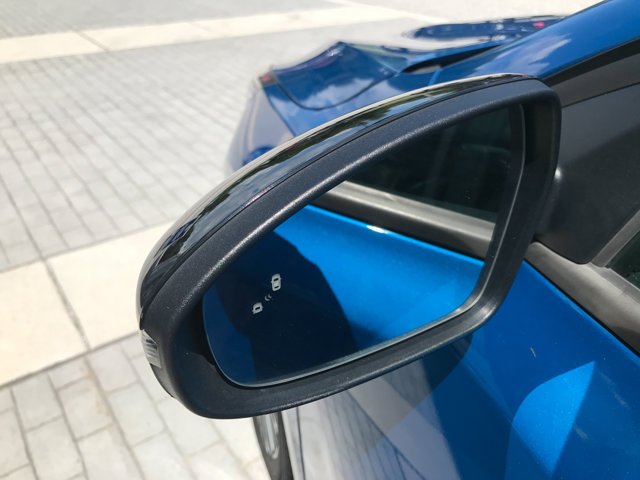 Used 2023 Sporty Blue Kia GT-Line image 10