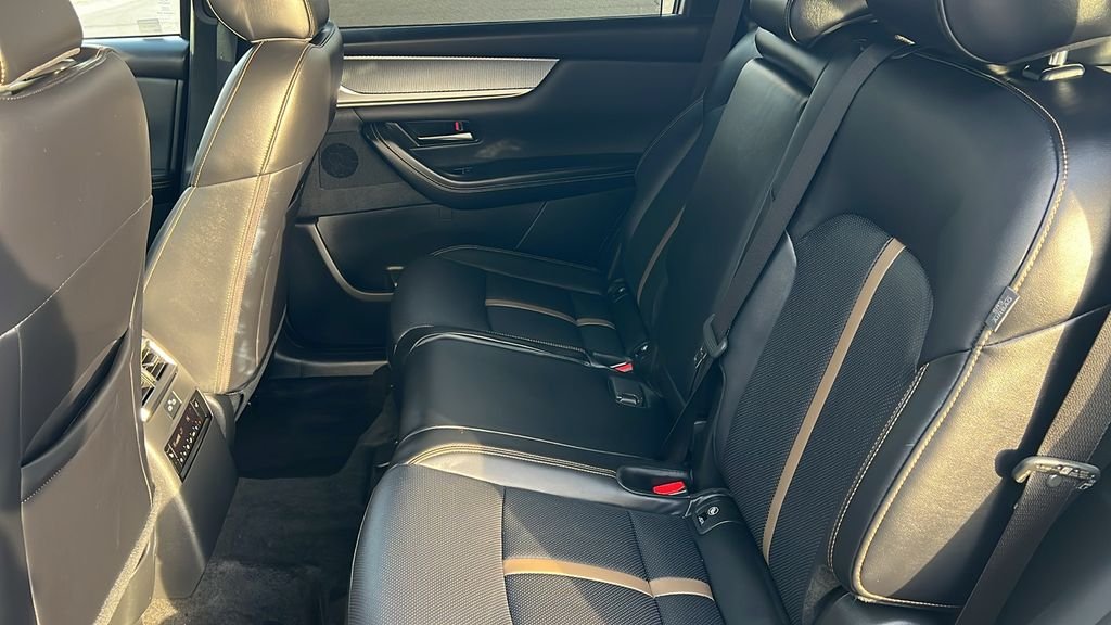 2025 Mazda CX-70 Premium Package - Photo 9