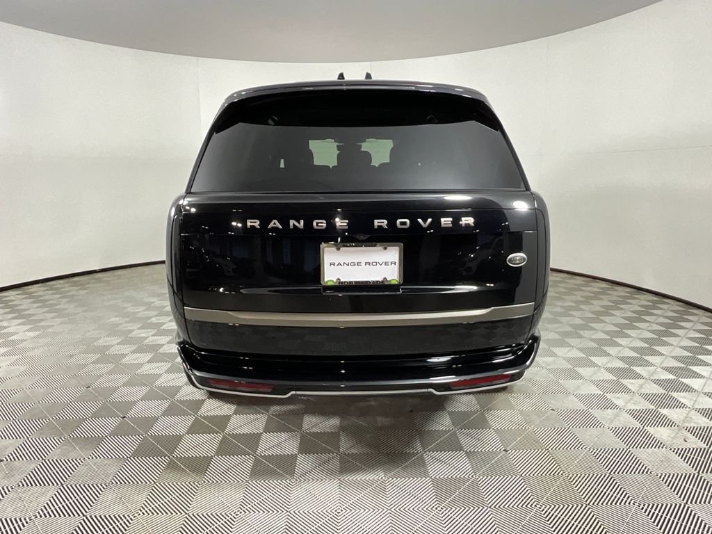 Used 2023 Santorini Black Metallic Land Rover SE image 7