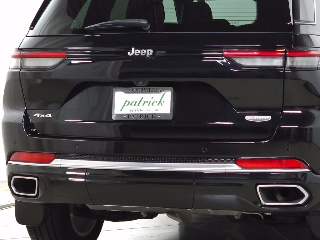 Used 2022 Black Jeep Summit image 7