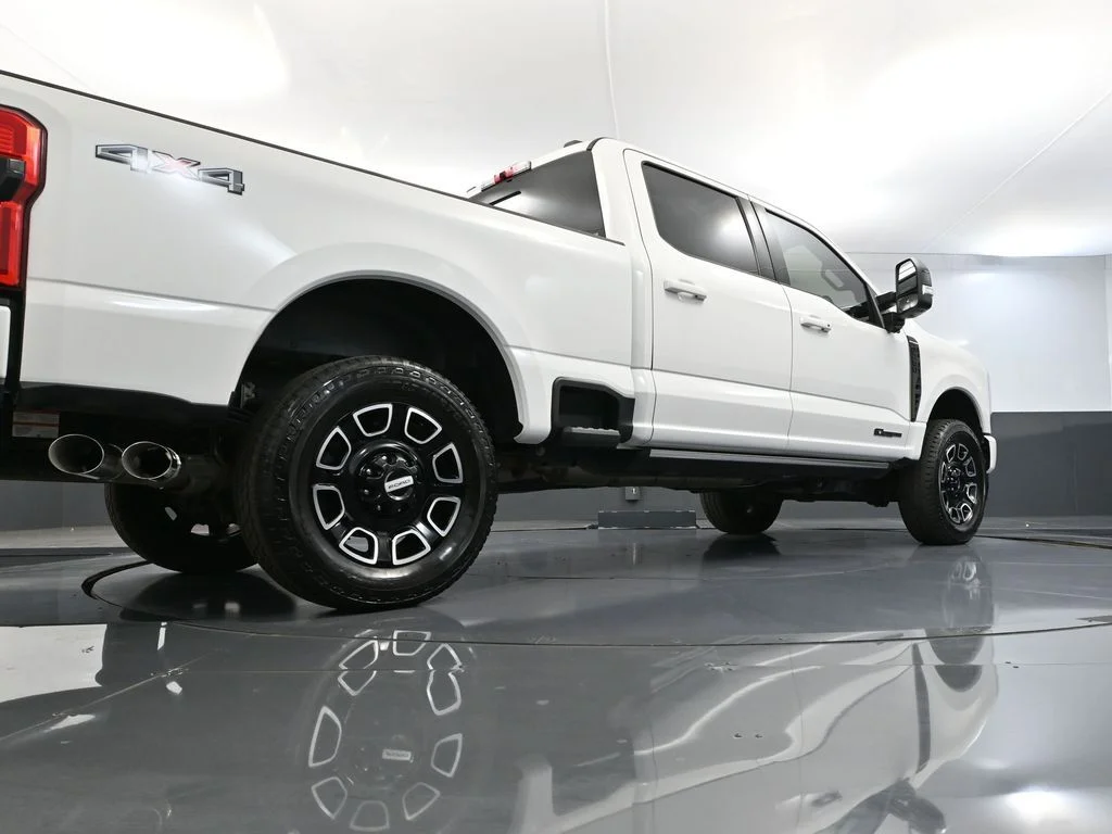 2025 Ford F-250 Super Duty Platinum - Photo 48