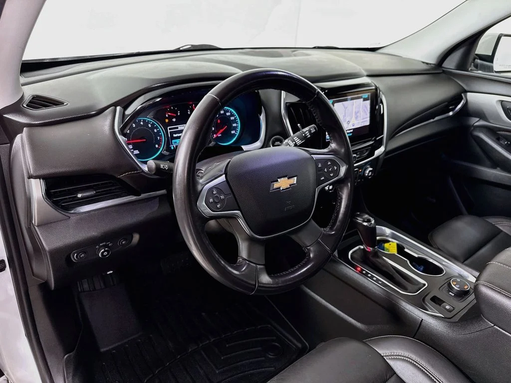 Used 2019 Summit White Chevrolet LT Leather image 15