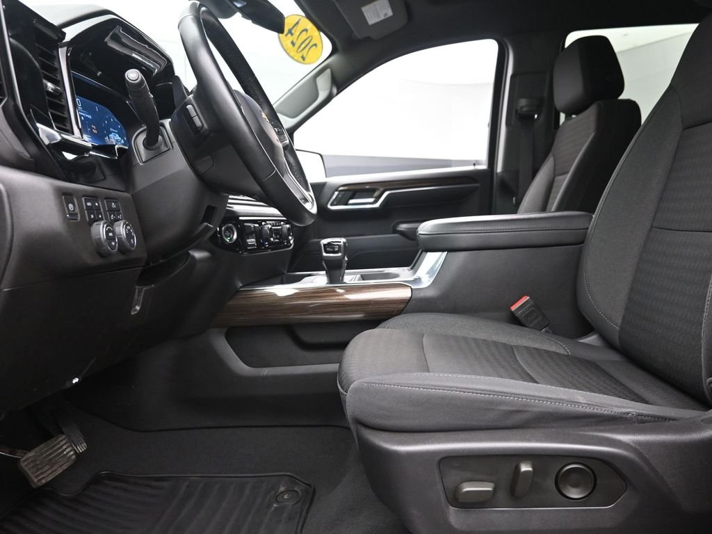 Used 2024 Gray Chevrolet LT image 16