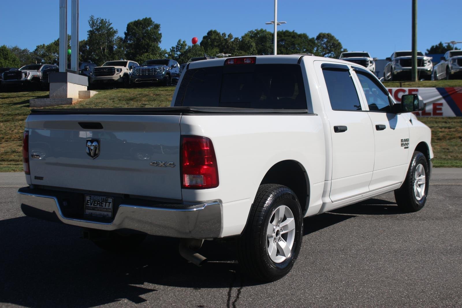 Used 2023 White Ram SLT image 7