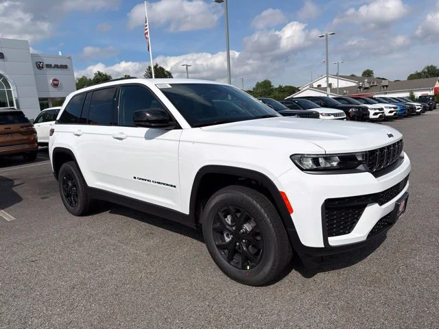 New 2026 White Jeep Altitude image 1