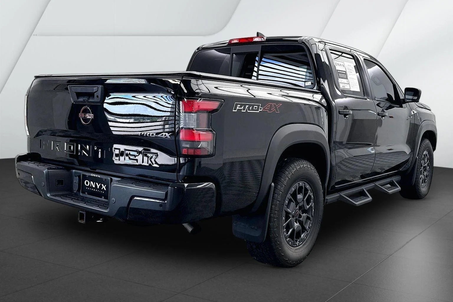 Used 2022 Super Black Nissan PRO-4X image 6