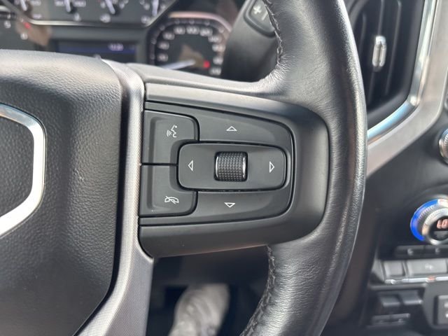 Used 2022 Red GMC SLE image 22