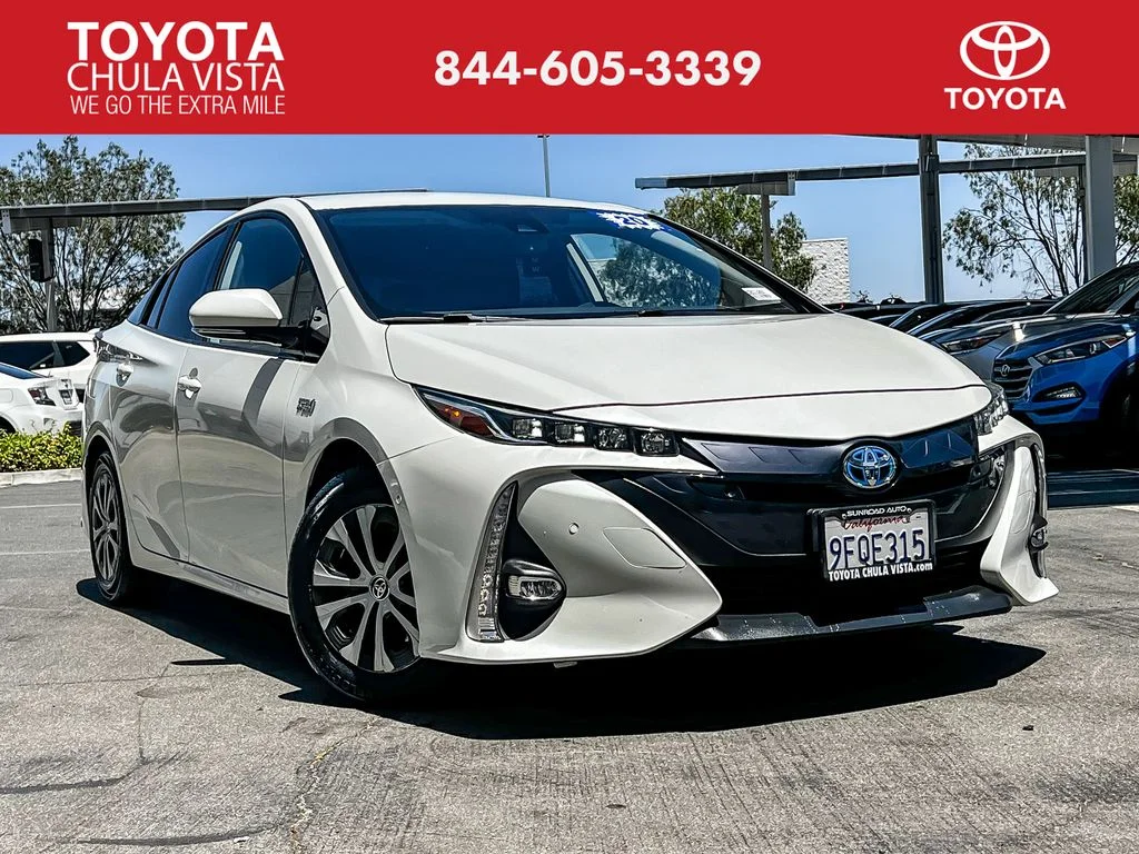 Used 2020 White Toyota Limited image 1