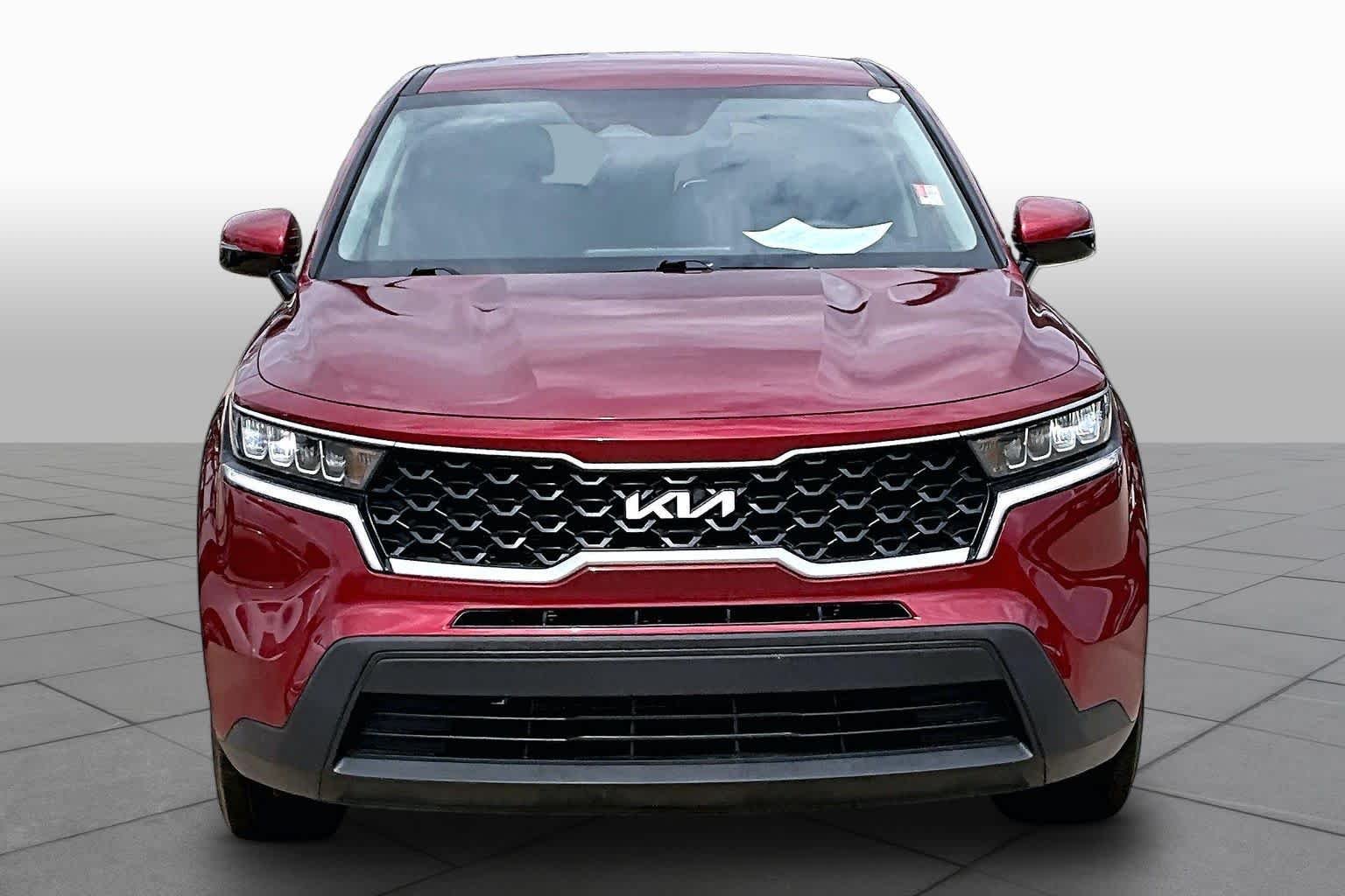 Used 2022 Passion Red Tintcoat Kia LX image 3