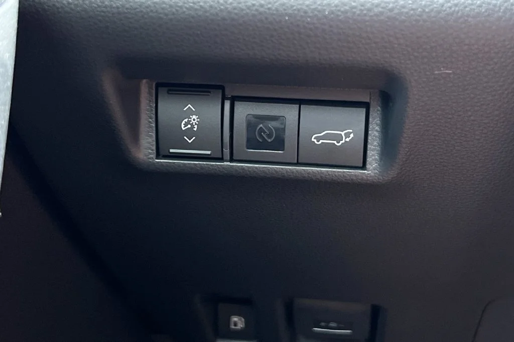New 2026  Toyota XLE Premium image 30