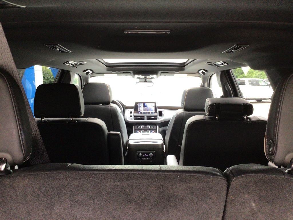 Used 2024 White Chevrolet Premier image 47