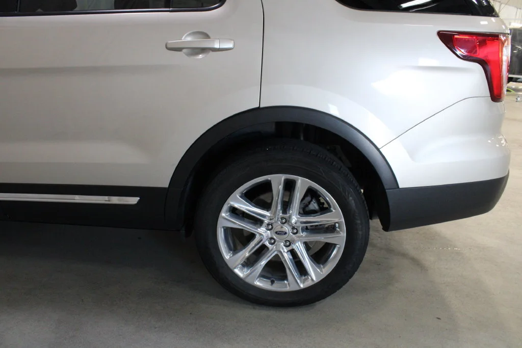 Used 2017 Gold Ford XLT image 29