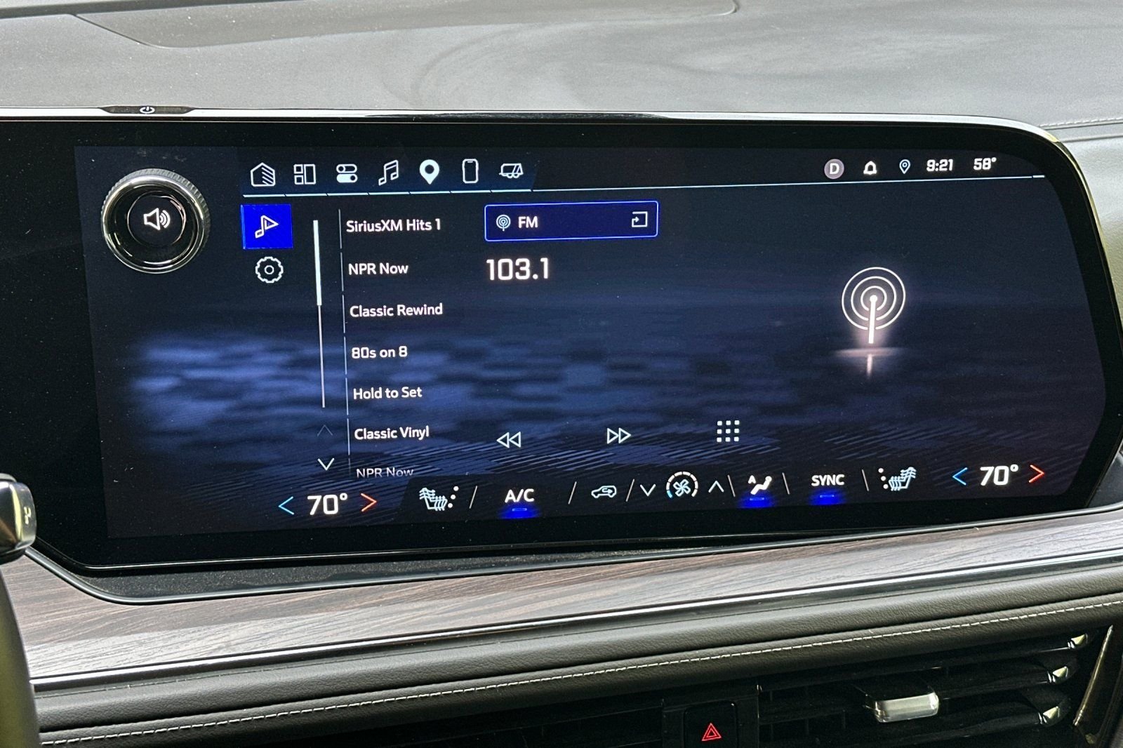 Used 2025 Gray Chevrolet LT image 26
