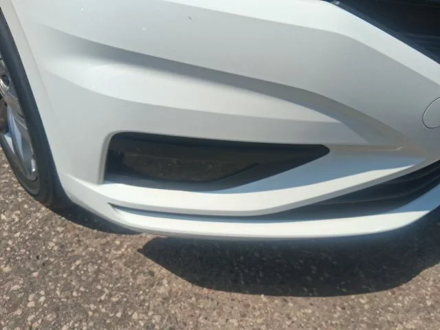 Used 2019 Pure White Volkswagen R-Line image 7