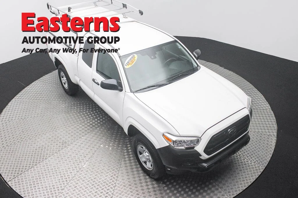 Used 2019 White Toyota SR image 3