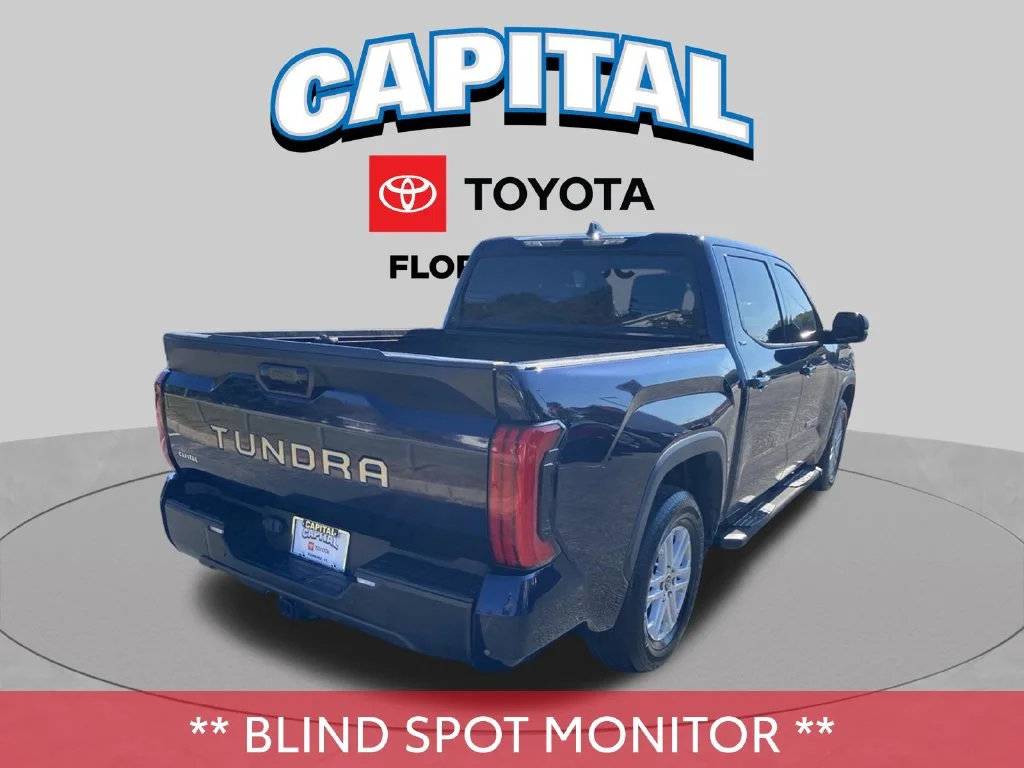 Used 2022  Toyota SR5 image 11