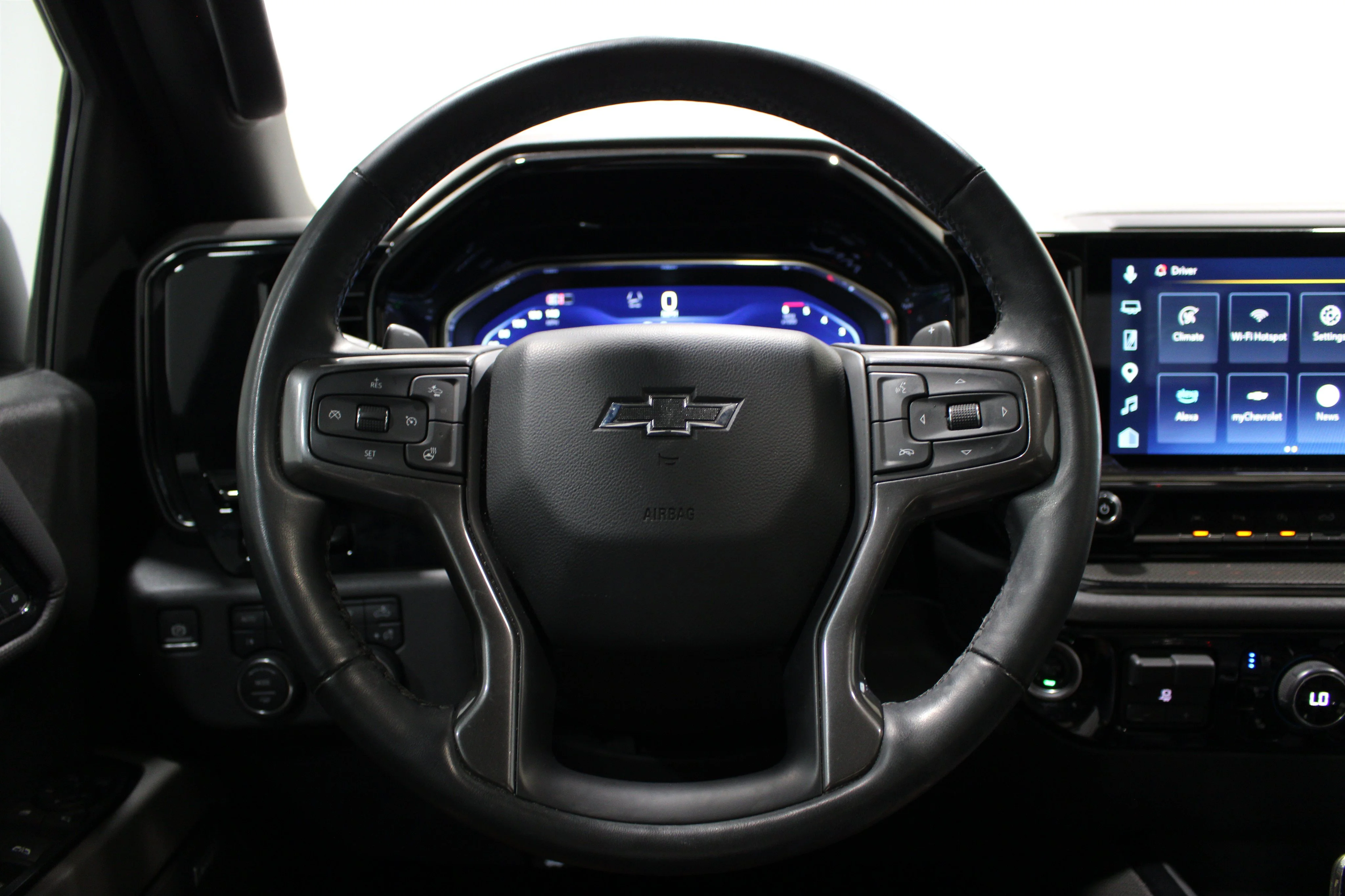 2024 Chevrolet Silverado 1500 ZR2 - Photo 11