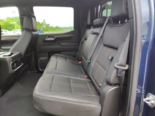 Used 2023 Blue Chevrolet High Country image 24