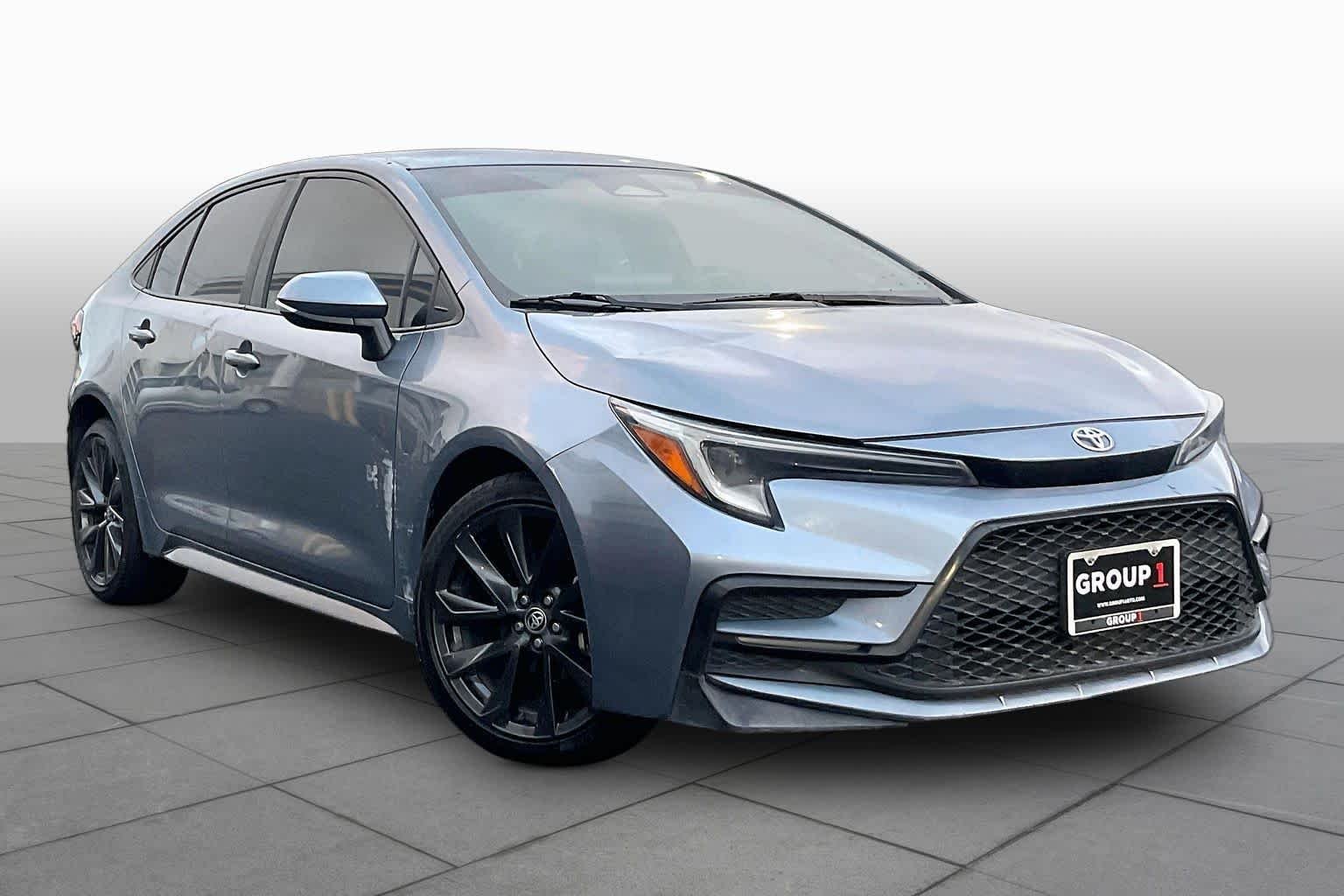 Used 2023 Celestite Toyota SE image 3