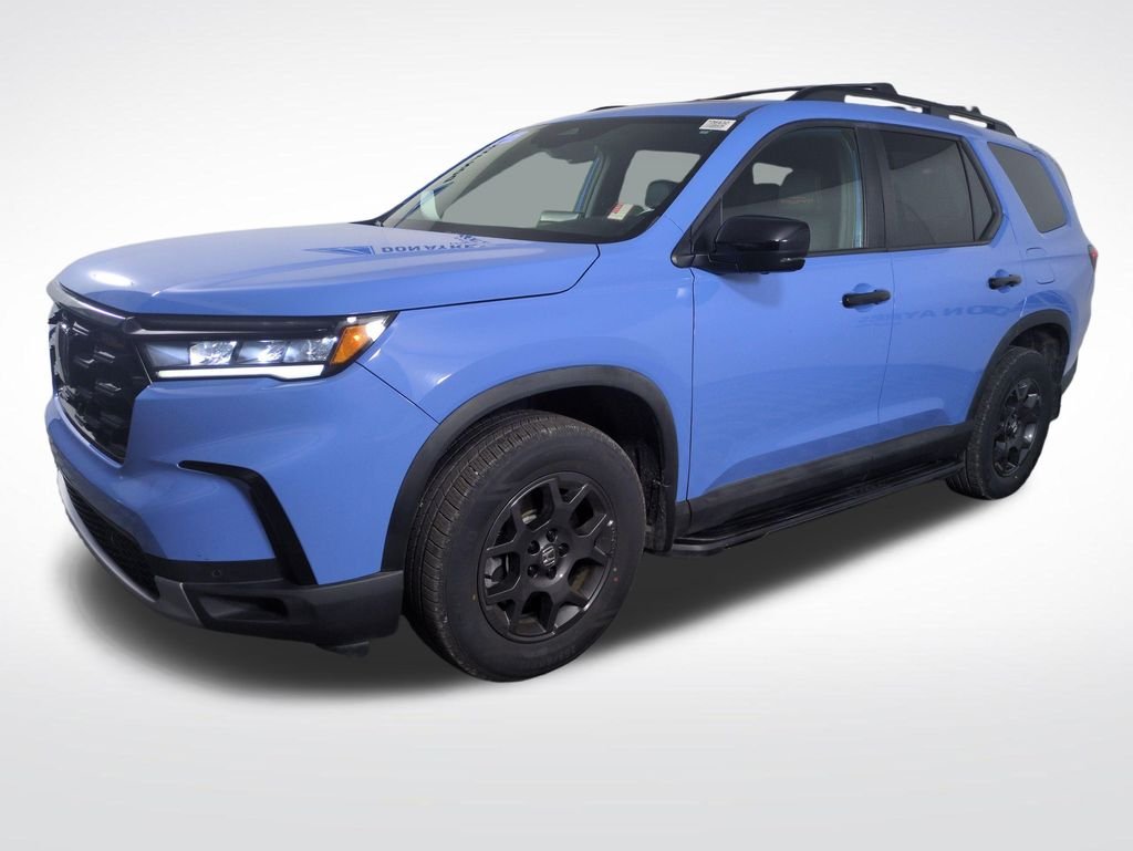 Certified Used 2023 Diffused Sky Pearl Honda TrailSport image 1