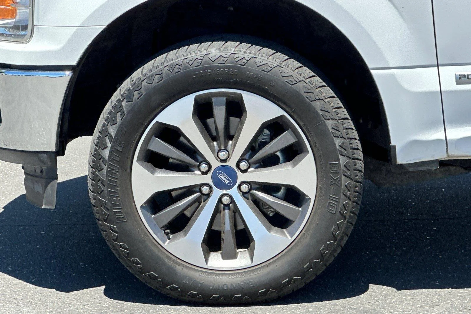 Used 2020 Oxford White Ford XLT image 23