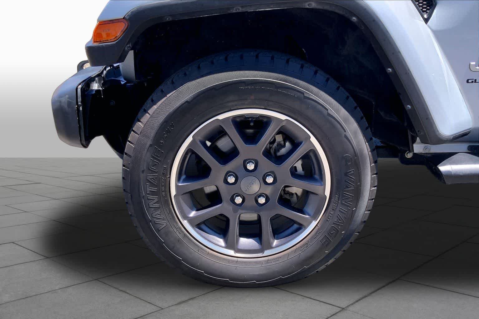 2023 Jeep Gladiator Overland - Photo 10