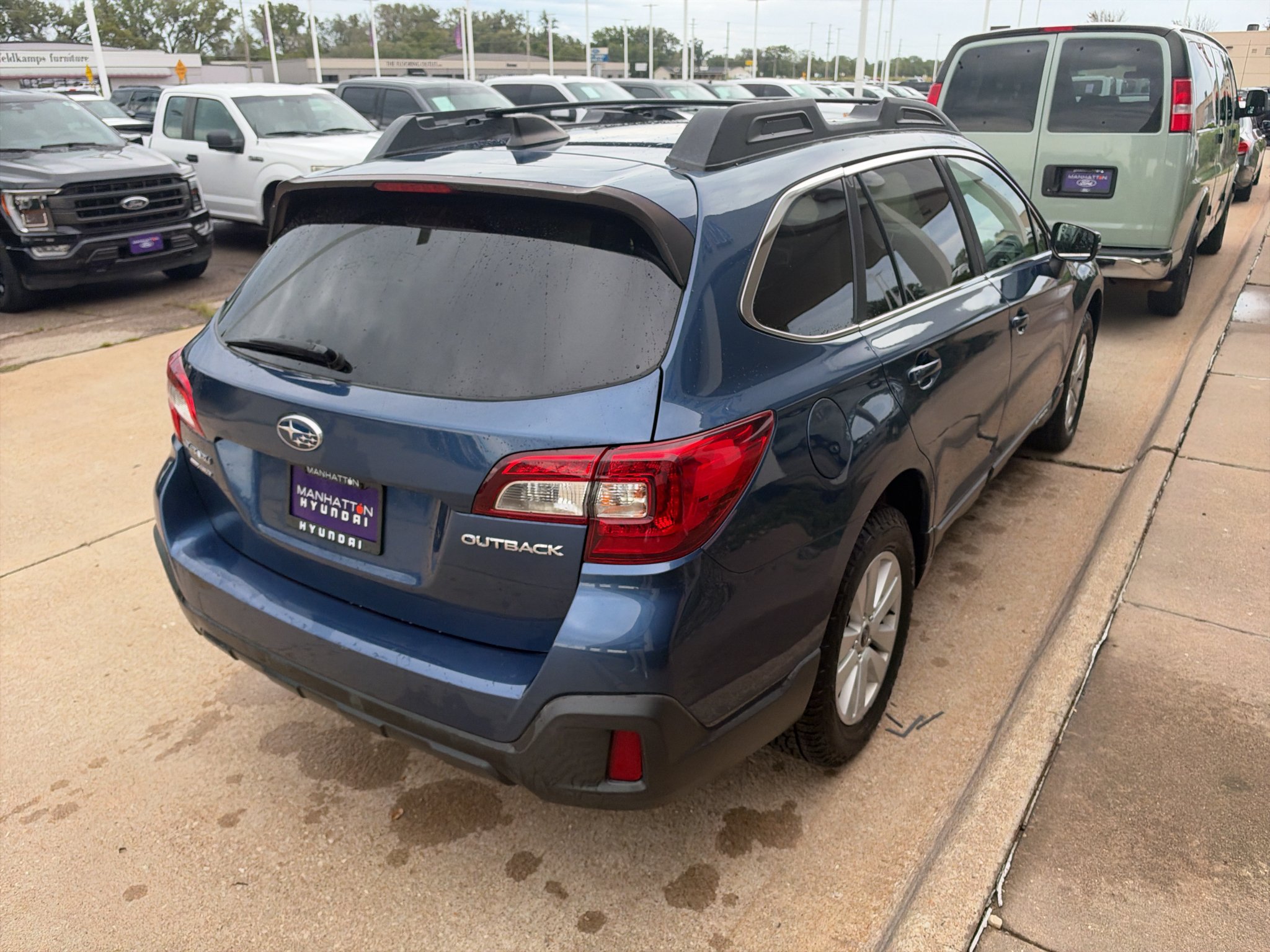 Used 2019 Abyss Blue Pearl Subaru Premium image 5
