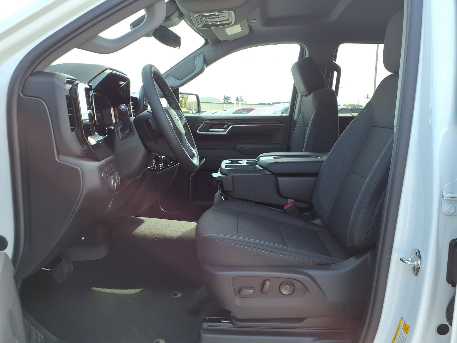 2026 Chevrolet Silverado 1500 LT - Photo 11