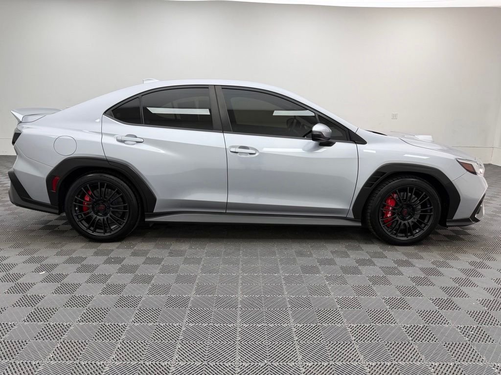 Used 2024 Ice Silver Metallic Subaru TR image 7
