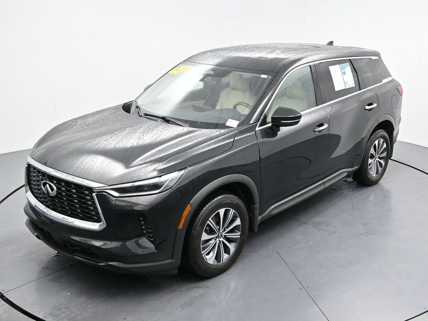 Used 2023 Mineral Black INFINITI PURE image 43