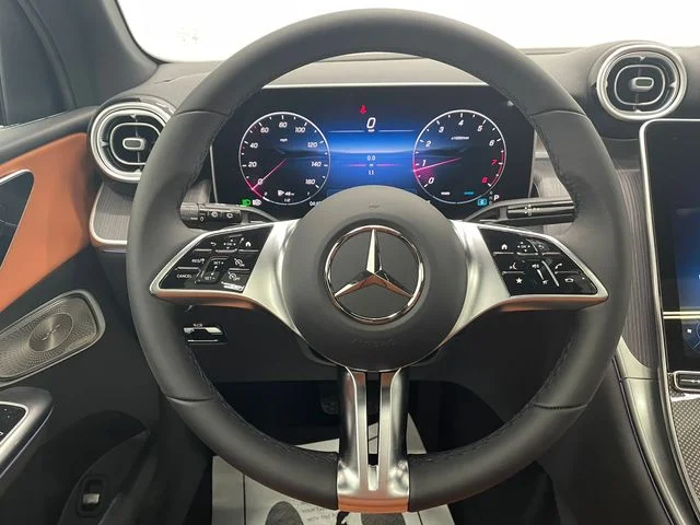New 2026  Mercedes-Benz GLC 300 image 26