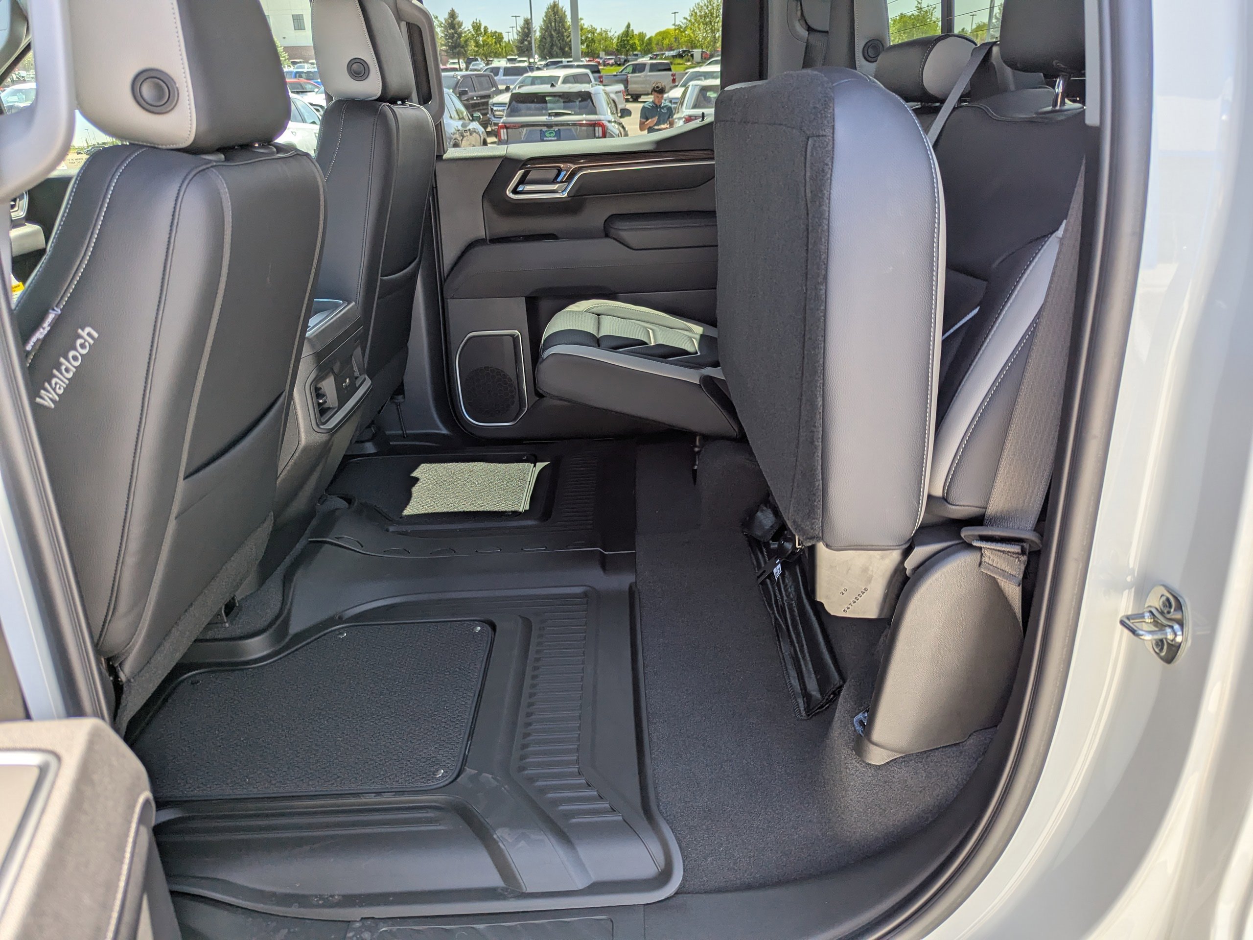 2025 Chevrolet Silverado 1500 RST - Photo 32